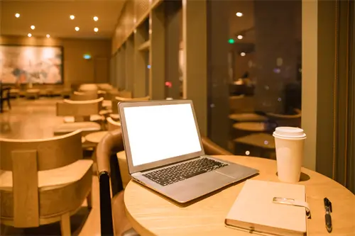 装饰公司李嘉诚简历介绍